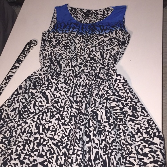 Alfani Dresses & Skirts - ⚫️⚪️🔵 Swing Dress